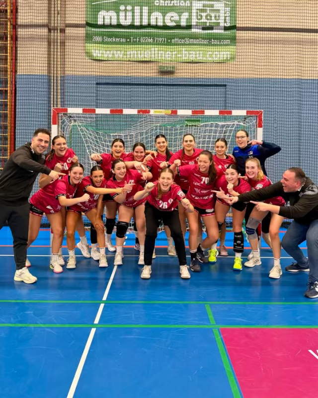 LETZTE SEKUNDE. SIEG. 🧤💥
Annika hält den Siebenmeter in der letzten Aktion – und wir gewinnen das U18 WHA-Spiel mit einem Tor Vorsprung! 🤯🔥
Gänsehaut-Moment. Mentalität. MGA bis zur letzten Sekunde. 💙🦁

#mgafivers #handballaustria #womenshandball #handball #MGAFamily 💙🦁