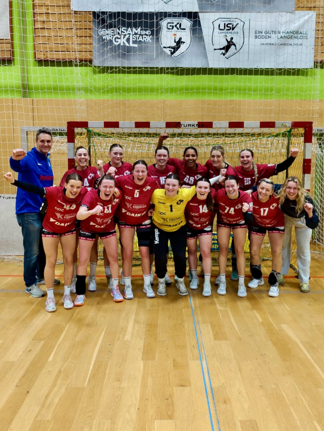 🔥 WIR STEHEN IM HALBFINALE DES ÖHB CUPS! 🔥
Was für ein Fight, was für ein Statement! 💪🦁
Mit einer starken Teamleistung setzen sich die MGA Fivers auswärts durch und ziehen verdient ins ÖHB-Cup-Halbfinale ein.
Stolz auf diese Mannschaft, ihren Charakter und ihren Hunger nach mehr. 💙

Der Weg geht weiter – gemeinsam.

#mgafivers #handballaustria #womenshandball #handball #MGAFamily 💙🦁