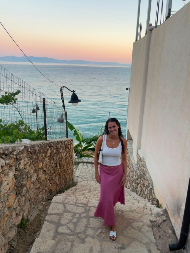 MGA FIVERS ON HOLIDAYS. 🌍☀️

Unsere MGA Family ist diesen Sommer überall unterwegs. 💙

📍 Lisa – Marokko 🇲🇦
📍 Chiara – Albanien 🇦🇱
📍 Ivo – Kroatien 🇭🇷
📍 Elena – Lefkada, Griechenland 🇬🇷
📍 Mo – Kärnten, Österreich 🇦🇹

Genießt eure Ferien, sammelt neue Energie und kommt gut zurück. Die neue Saison wartet schon! 🔥

#mgafivers #handballaustria #womenshandball #handball #mgafamily