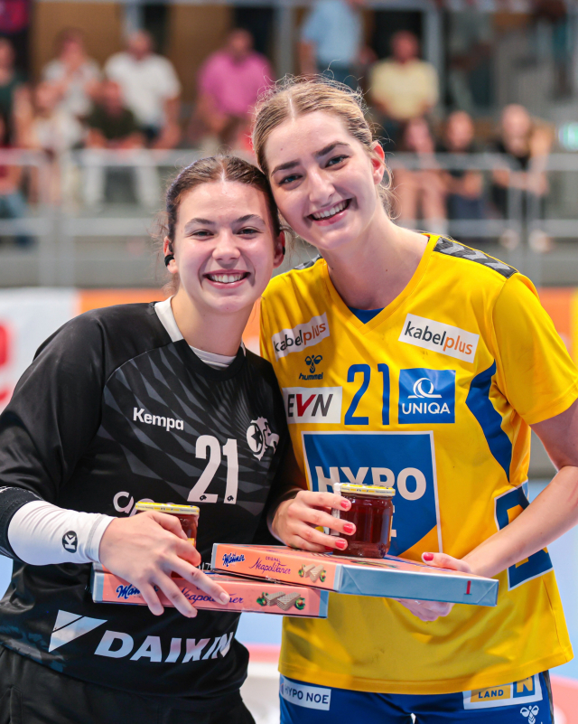 𝗕𝗘𝗦𝗧 𝗦𝗛𝗢𝗧𝗦 📸💙

Ein paar unserer Lieblingsmomente aus dem Saisonauftakt gegen Hypo NÖ. 🦁🔥 Die Saison hat gerade erst begonnen.

#mgafivers #handballaustria #womenshandball #handball #mgafamily